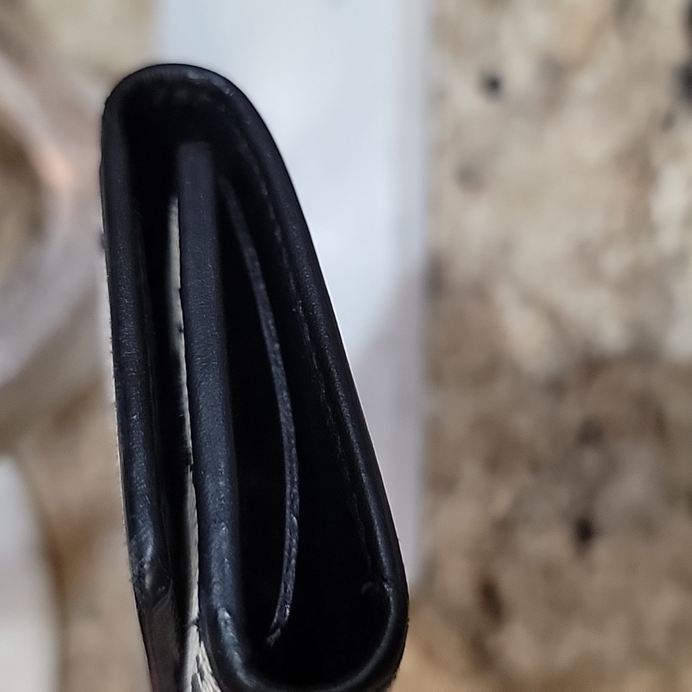 GUCCI  KEY RING HOLDER - Picture 5 of 9